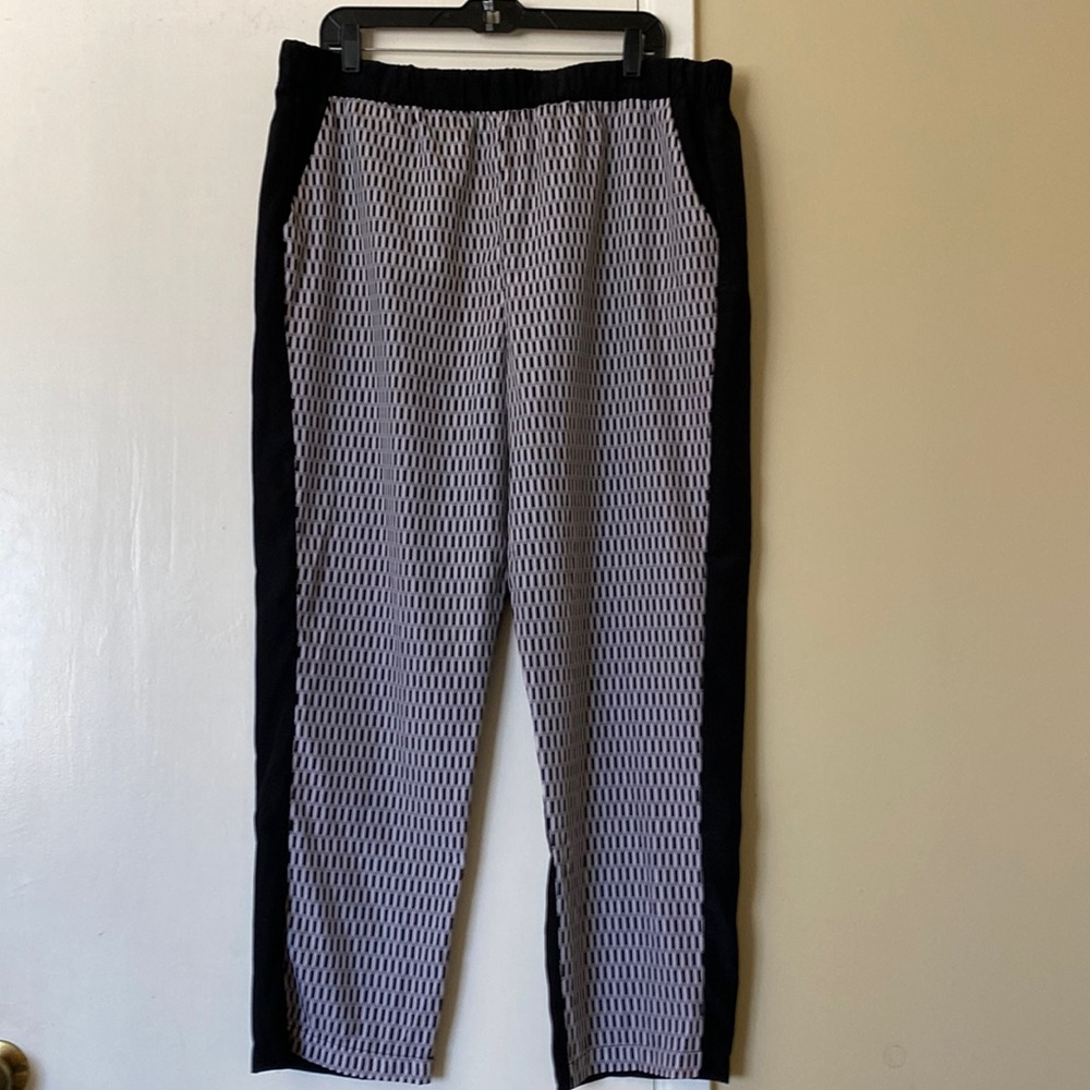 Nicole Miller Pants